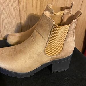 Had them on a couple of times very Comfortable